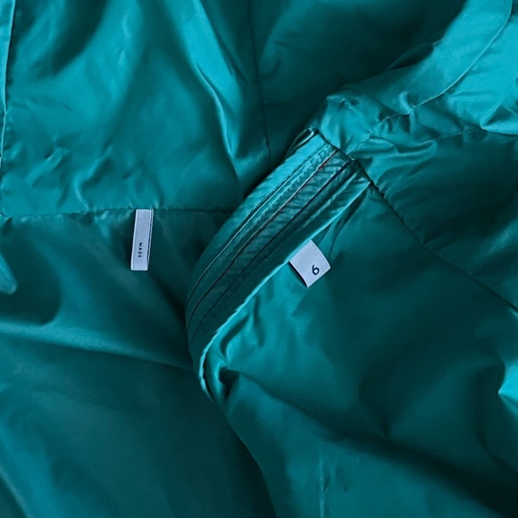 Moncler Hattab Hooded Rain Jacket, NEW - Picture 9 of 16